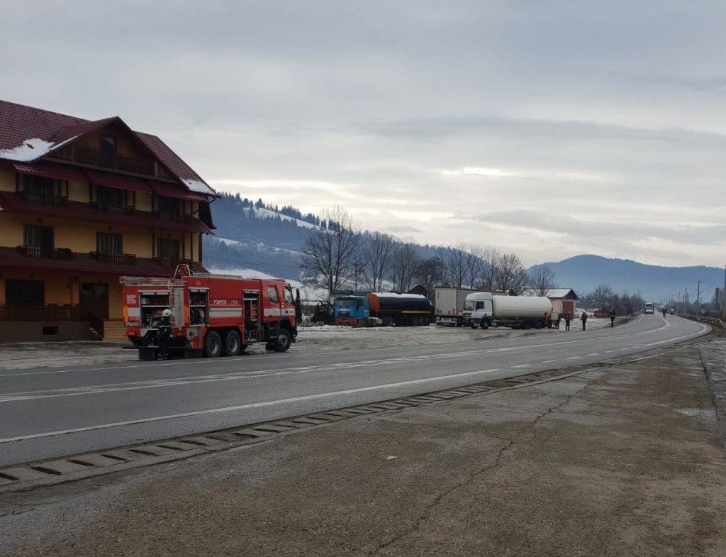 Traficul Rutier Este Blocat Pe Dn 17 In Zona Gura Humorului Frasin